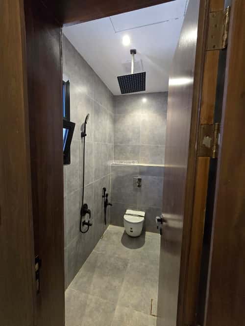 دور 189.86 متر مربع ب 3 غرف الجنادرية، شرق الرياض، الرياض