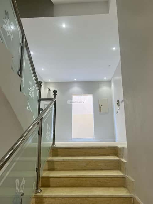 فيلا 200 متر مربع غربية على شارع 15م الفروسية، شرق جدة، جدة