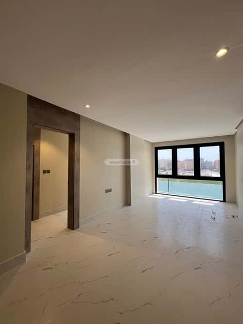 شقة 200 متر مربع ب 4 غرف الحمراء، الخبر