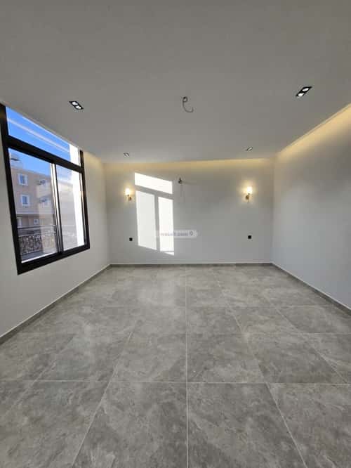 فيلا 351 متر مربع شمالية على شارع 15م الهجلة الجديد، مكة المكرمة