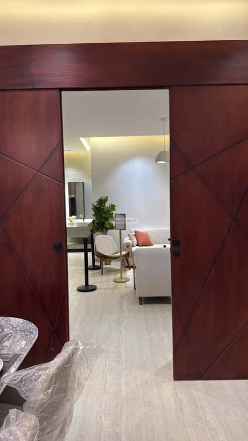 شقة 5 غرف في المرجان