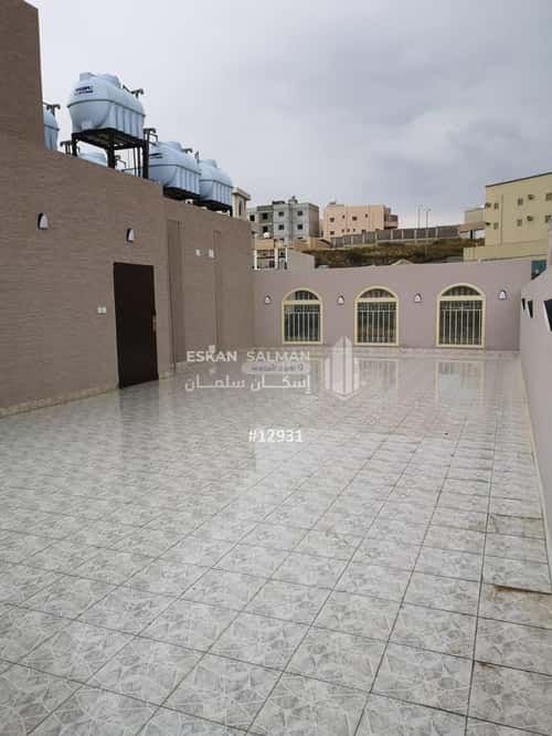 شقة 178.84 متر مربع ب 7 غرف البديع، أبها