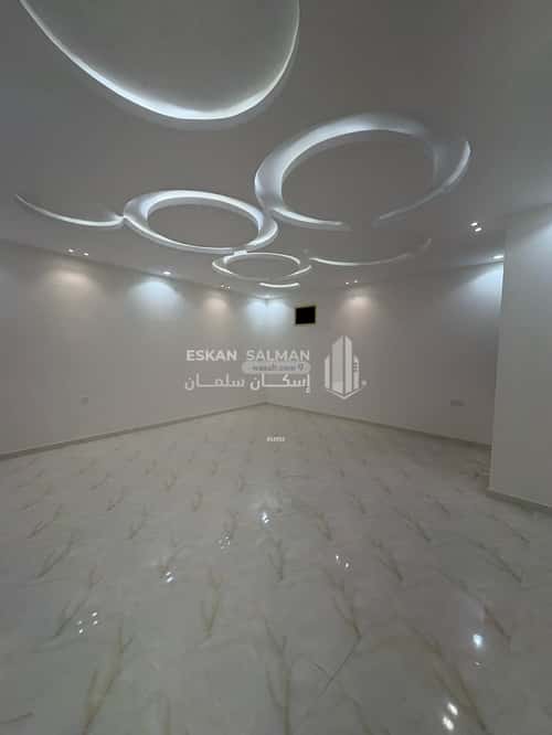 شقة 171.9 متر مربع ب 7 غرف البديع، أبها