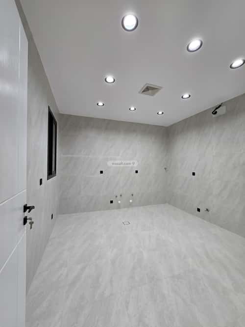 فيلا 357.79 متر مربع جنوبية على شارع 15م الزهور، أبها