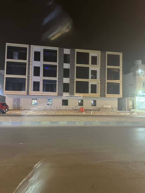 عمارة 924.6 متر مربع واجهة جنوبية الرمال، شرق الرياض، الرياض