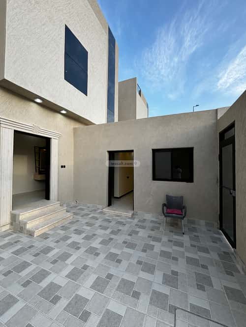 Villa 300 SQM Facing North West on 18m Width Street Al Anahi, Madinah