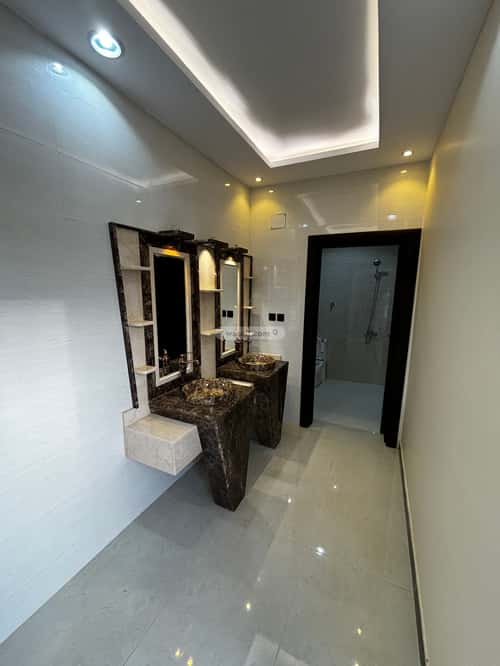 Villa 300 SQM Facing North West on 18m Width Street Al Anahi, Madinah