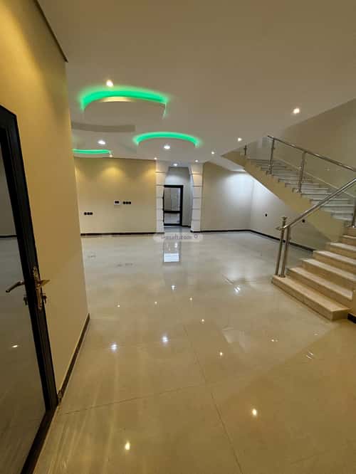 Villa 300 SQM Facing North West on 18m Width Street Al Anahi, Madinah