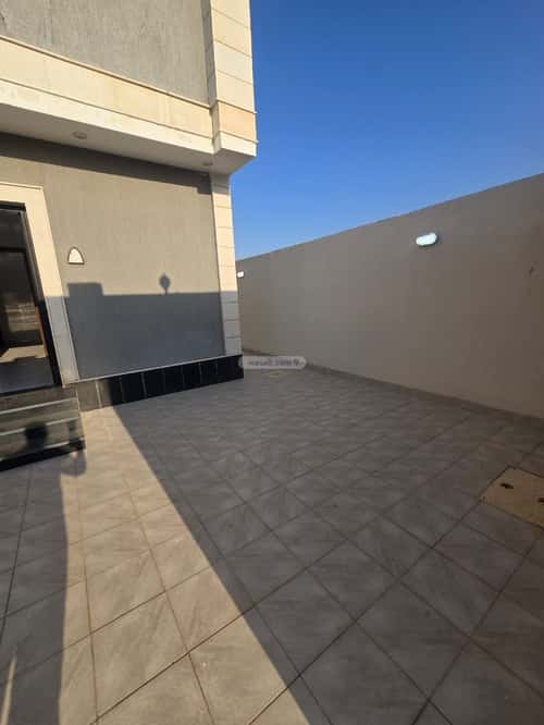 فيلا 310 متر مربع غربية على شارع 32م الوفاء، شرق جدة، جدة