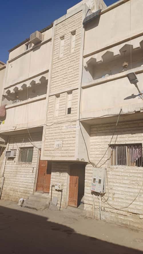 Building 174.96 SQM Facing West Manfuha, Central Riyadh, Riyadh
