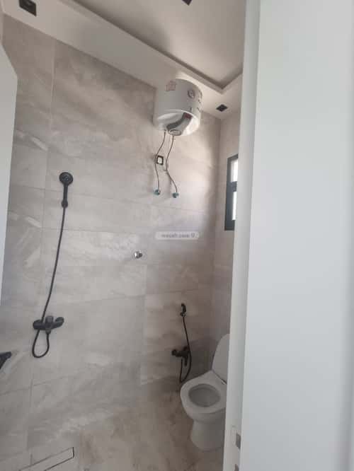 فيلا 481 متر مربع شرقية على شارع 30م النور، خميس مشيط