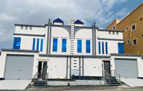 فيلا 451 متر مربع غربية على شارع 30م النور، خميس مشيط