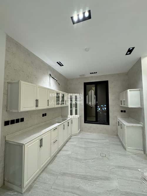 Apartment with 3 Bedrooms Al-Hazm, West Riyadh, Riyadh