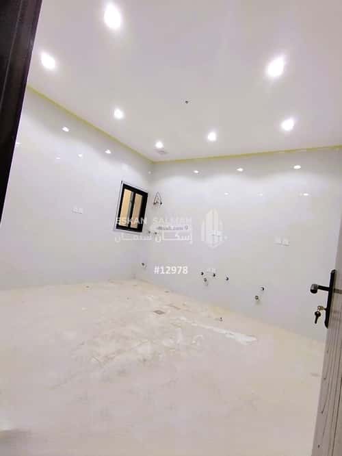 Floor 300 SQM with 5 Bedrooms Industrial City, Madinah