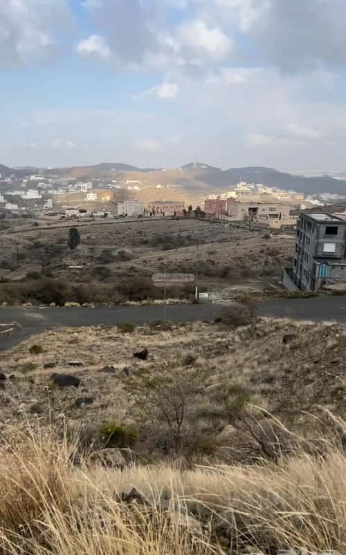 Land 900 SQM Facing West on 20m Width Street At Taawun, Abha