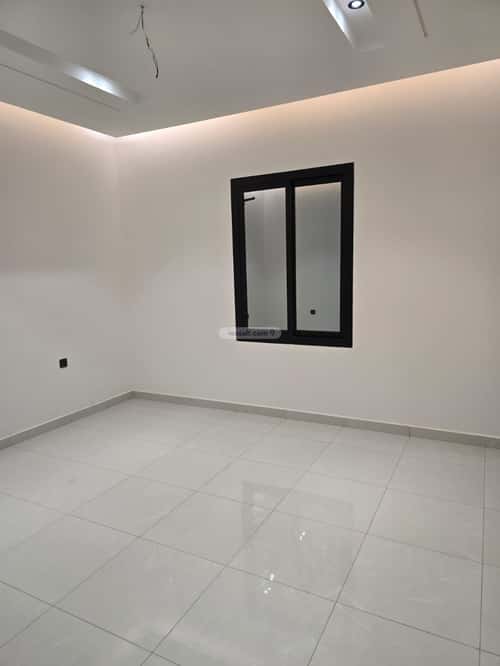 شقة 5 غرف في السلامة