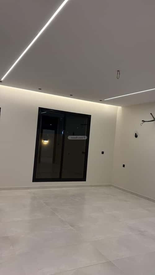 فيلا 438.8 متر مربع شمالية على شارع 20م المرجانية، رابغ