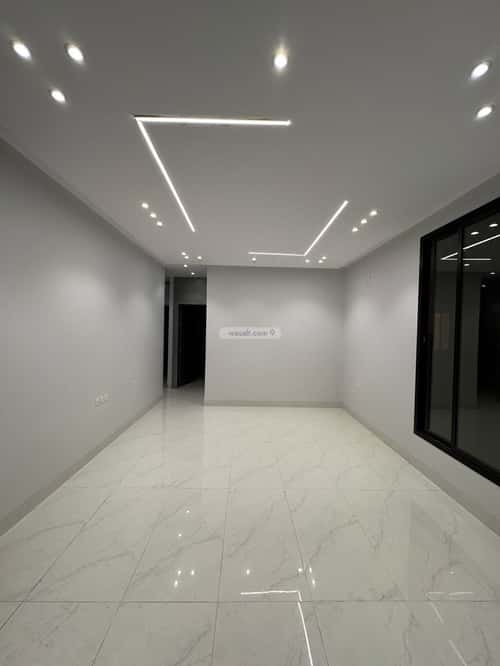 شقة 5 غرف في الرمال