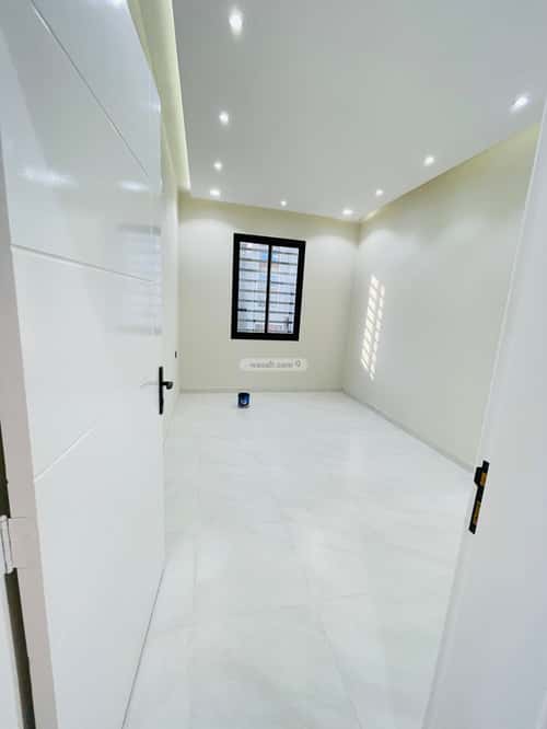 Apartment 208 SQM with 6 Bedrooms Sultanah, Abha