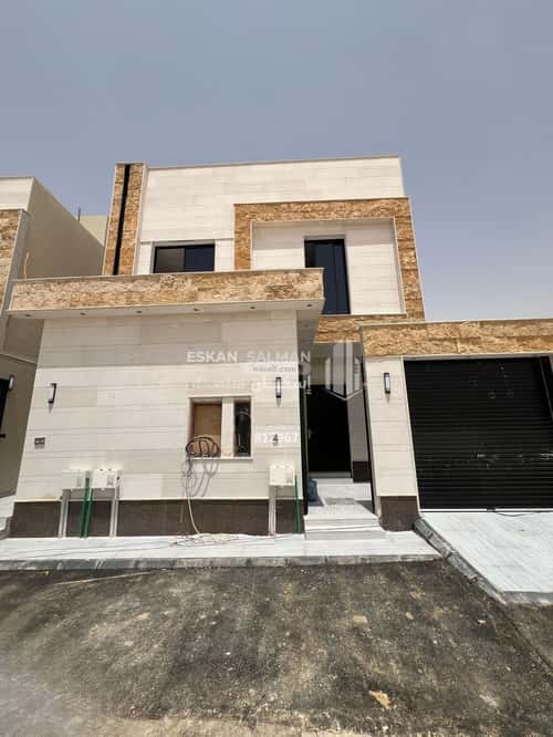 Floor 235.15 SQM with 6 Bedrooms Al-Janadriyah, East Riyadh, Riyadh