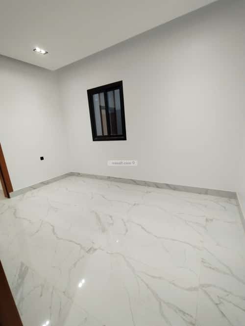 دور 5 غرف في الجنادرية