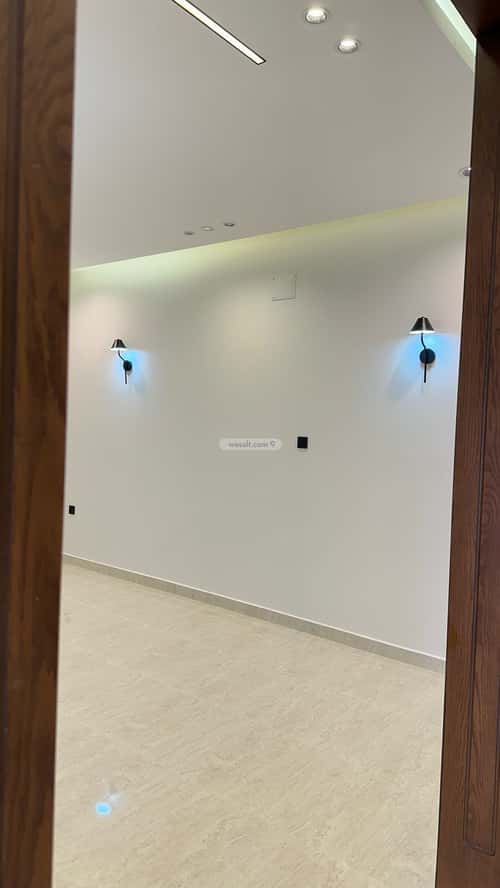 Floor 549 SQM with 7 Bedrooms Al-Qafilah, Khamis Mushait