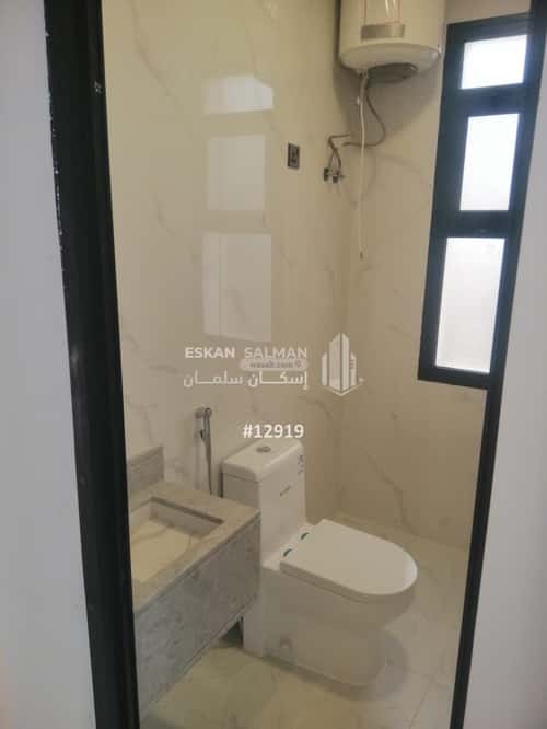 Apartment with 6 Bedrooms Al Wahah, Aldammam