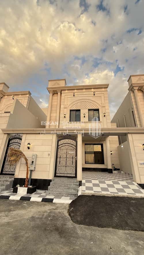 فيلا 352.8 متر مربع شمالية على شارع 15م الرحبة، الطائف