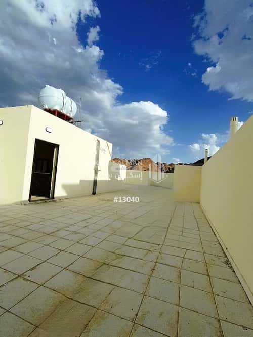 دور 300 متر مربع ب 5 غرف المدينة الصناعية، المدينة المنورة