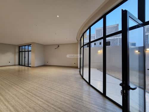 فيلا 525 متر مربع جنوبية على شارع 20م البحر، الخبر