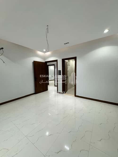 Apartment with 4 Bedrooms Al Khayf, Madinah