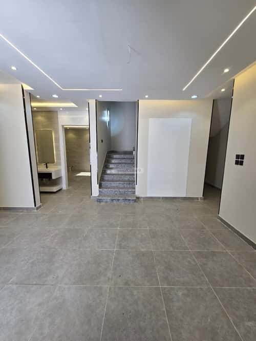 Villa 370 SQM Facing North on 10m Width Street Al Wasat District, Alttayif