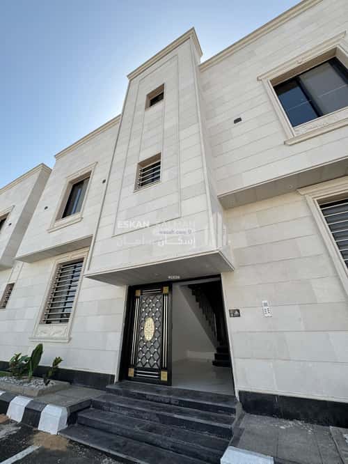 Apartment with 7 Bedrooms Al Wasat District, Alttayif
