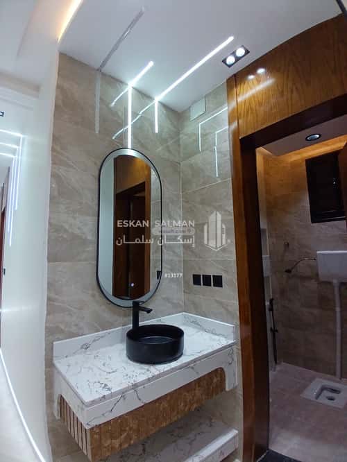 Floor 223.39 SQM with 7 Bedrooms Al-Yarmouk, Khamis Mushait