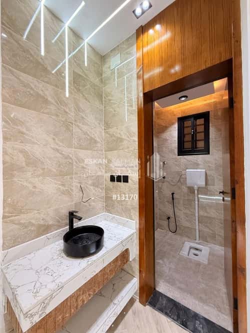 Floor 223.39 SQM with 7 Bedrooms Al-Yarmouk, Khamis Mushait