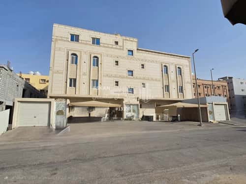 Apartment with 6 Bedrooms An Nur, Dammam
