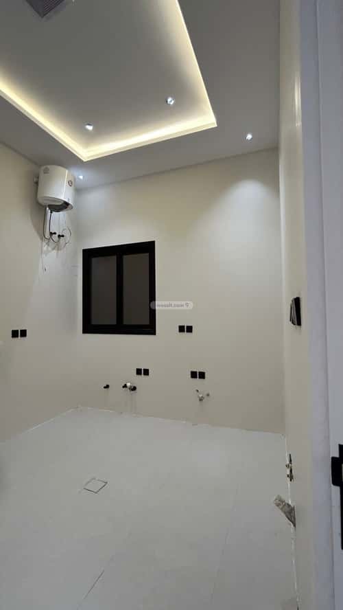 Floor 163.24 SQM with 7 Bedrooms Al Bayan, East Riyadh, Riyadh