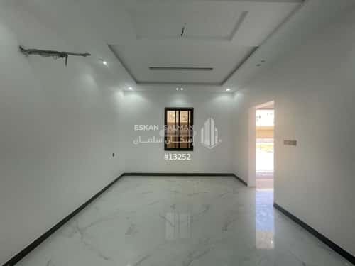 فيلا 8 غرف في الرياض