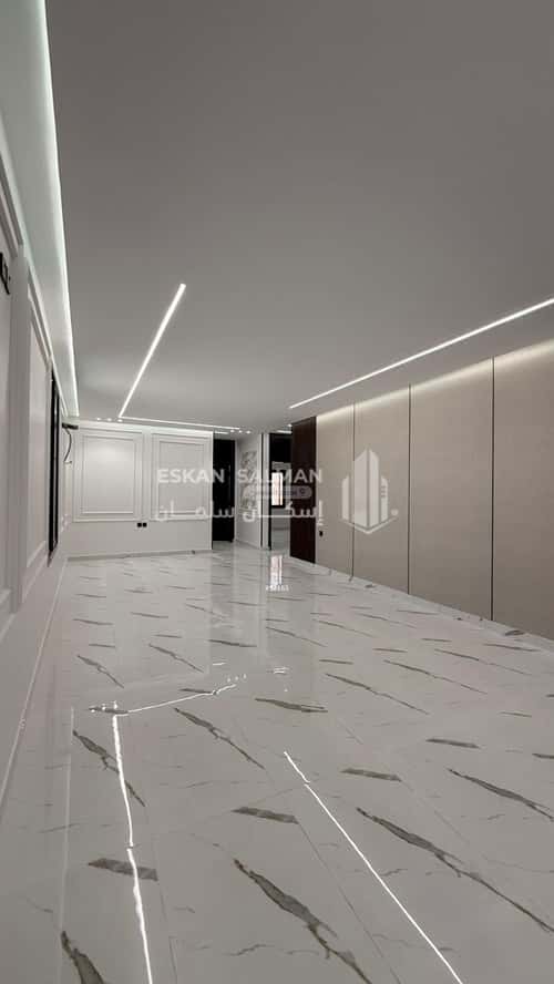 Apartment with 6 Bedrooms Al Wasat District, Alttayif