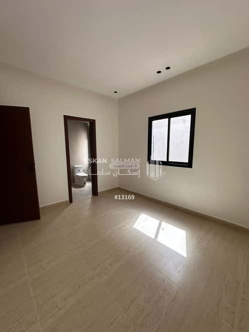 Apartment with 6 Bedrooms Al Bayan, East Riyadh, Riyadh