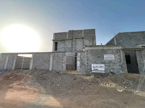 Villa 500 SQM Facing South on 18m Width Street Al Aqoul, Madinah