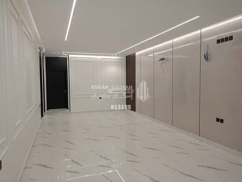 Apartment with 6 Bedrooms Al Wasat District, Alttayif