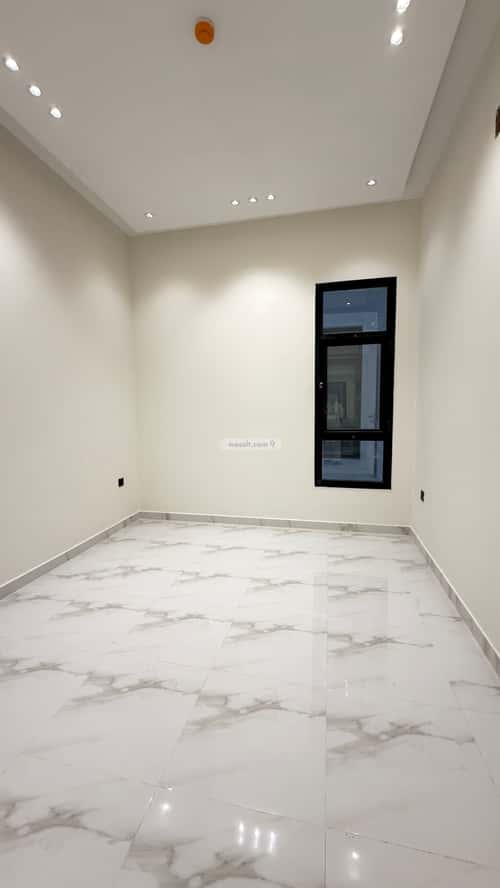 Apartment with 5 Bedrooms Bader, South Riyadh, Riyadh