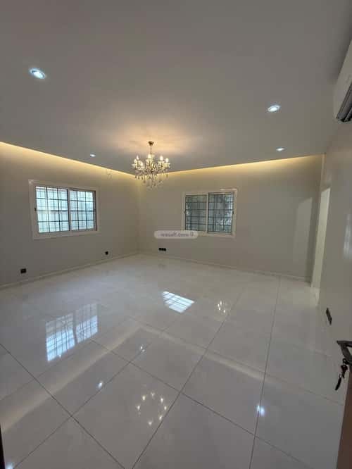Villa 500 SQM Facing South with 5 Bedrooms Al Shate|E, North Jeddah, Jeddah