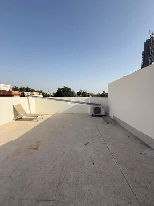 Villa 500 SQM Facing South with 5 Bedrooms Al Shate|E, North Jeddah, Jeddah