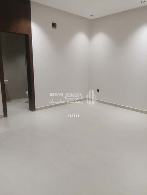 دور 6 غرف في عكاظ