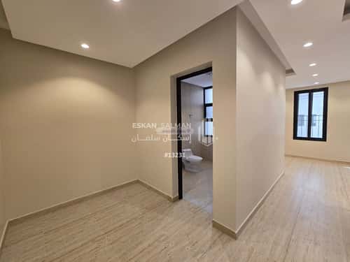 فيلا 290 متر مربع شمالية على شارع 15م طيبة، الدمام