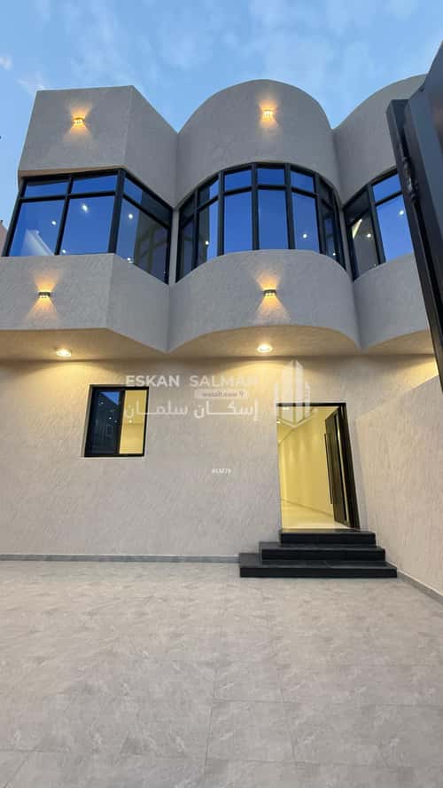 فيلا 593.75 متر مربع جنوبية على شارع 20م القراحين، الطائف