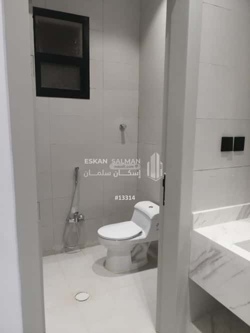 Floor 206.51 SQM with 6 Bedrooms Al-Janadriyah, East Riyadh, Riyadh