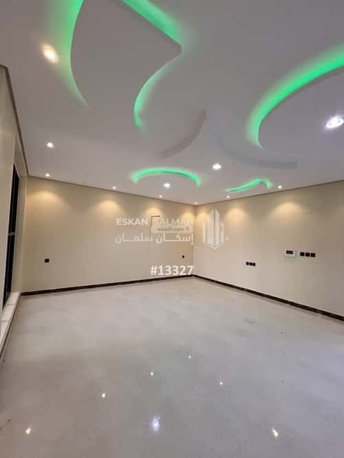 Villa 300 SQM Facing West on 18m Width Street Al Anahi, Madinah